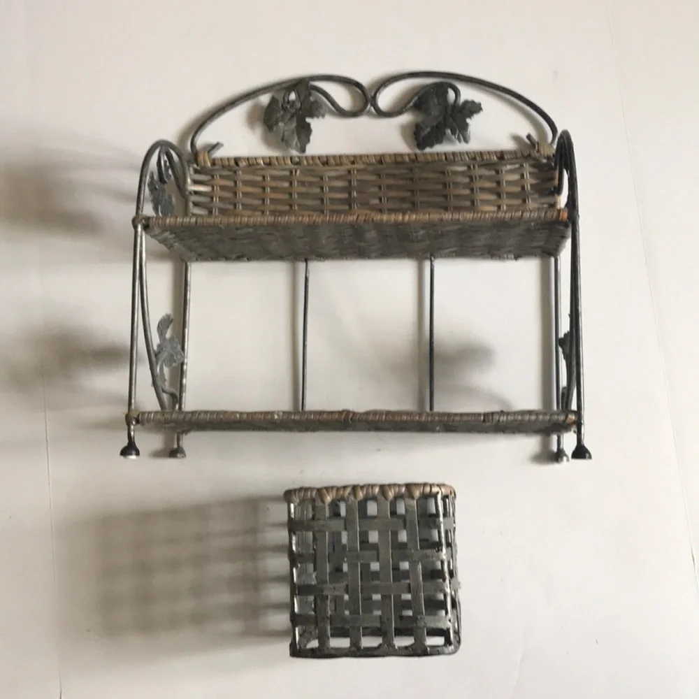 RATTAN AND METAL 2 tier shelf & tissue hol…